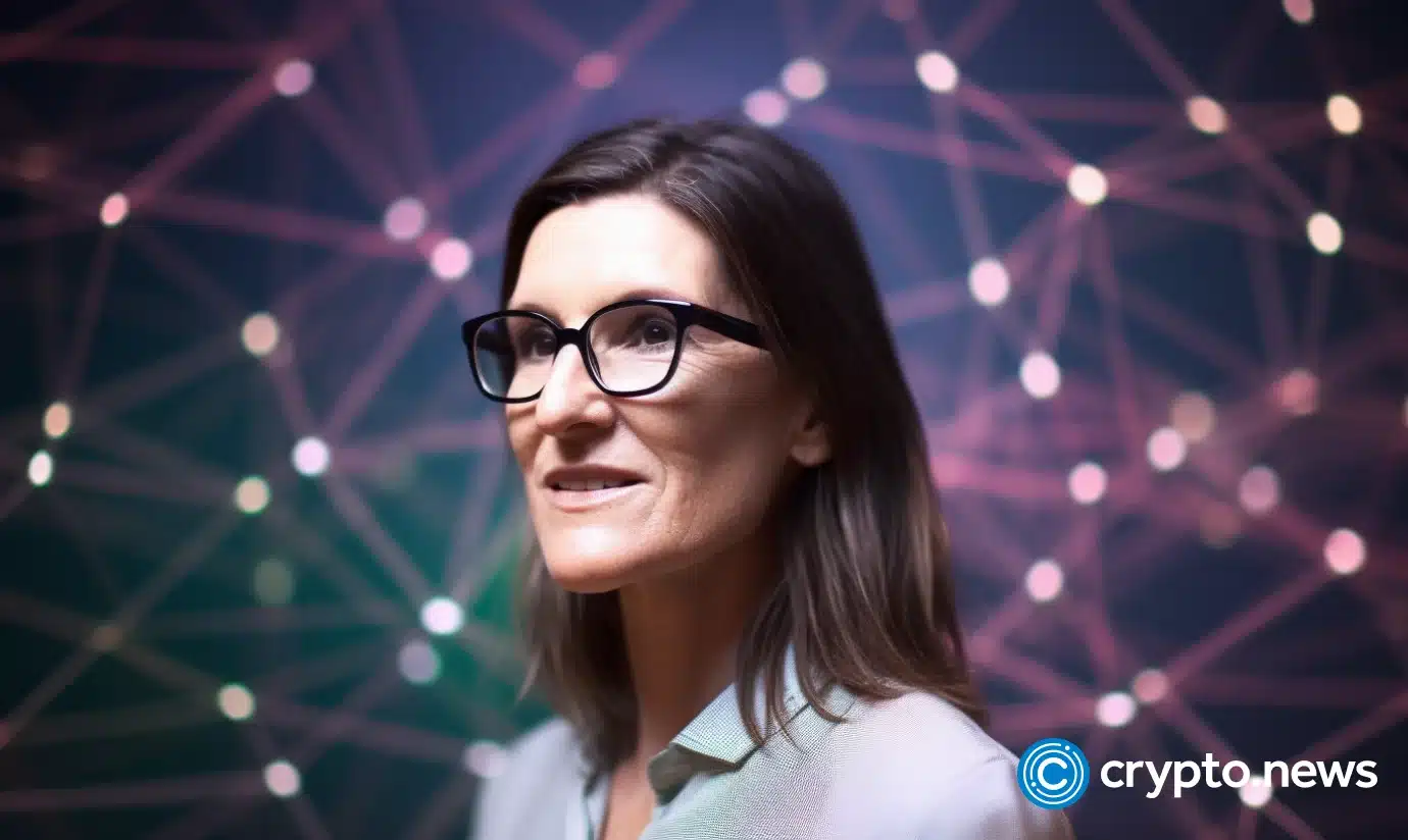Cathie Wood snaps up $25.5M in Coinbase, SpaceX and Circle shares
